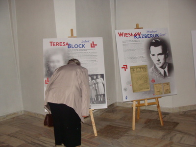 Prezentacja wystawy „Zapomniane ogniwo – konspiracja młodzieżowa na ziemiach polskich 1944-1956” w Stalowej Woli.