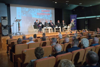 Debata historyczna podczas uroczystości rocznicowych z okazji 30. rocznicy Wyborów Czerwcowych '89 w Przemyślu.