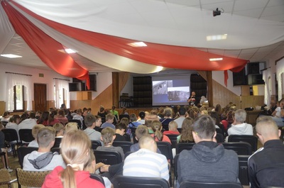 Wakacje z IPN podczas turnusu w Ośrodku „Caritas” w Myczkowcach.