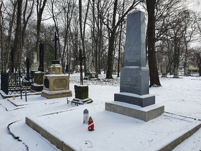 Grób Ludwika Schnaittera na Starym Cmentarzu w Rzeszowie. Fot. Radosław Sołek IPN O/Rzeszów