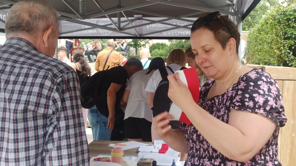 „Na odsiecz powstańczej Warszawie” – ekspozycja IPN i stoisko edukacyjne na Skwerze Hoovera – Warszawa, 1 sierpnia 2025