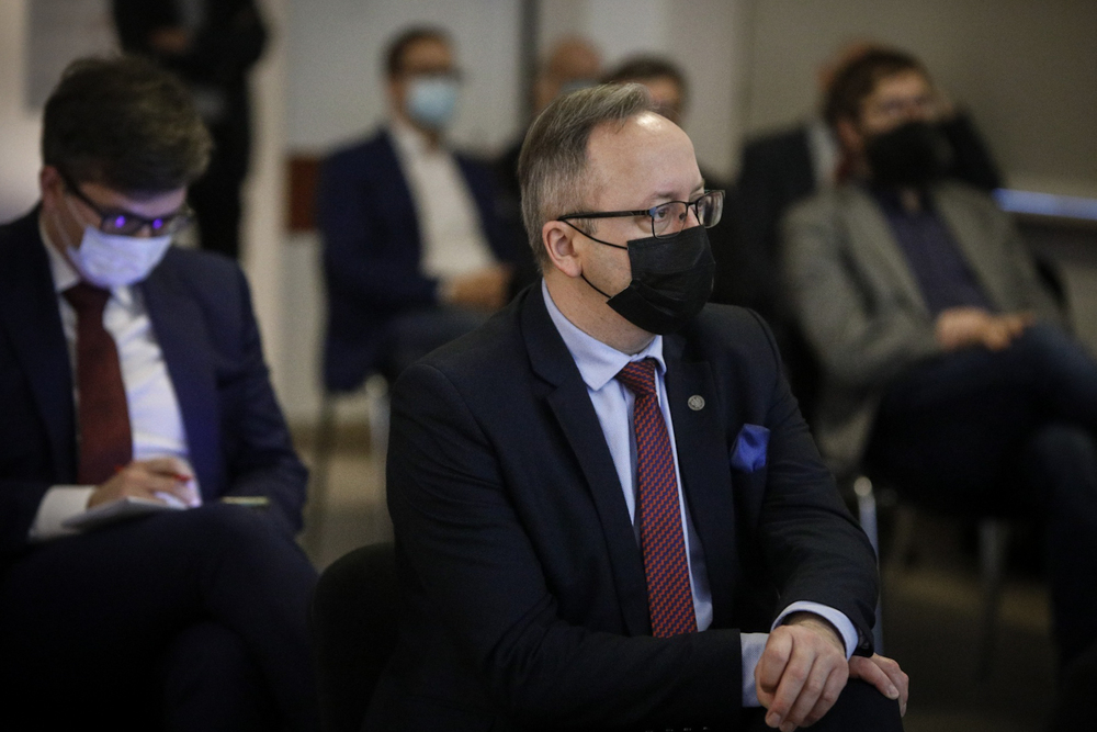 Dr hab. Karol Polejowski, zastępca prezesa IPN. Konferencja naukowa „Obrachunek z dekadą Jaruzelskiego...” – Warszawa, 13–14 grudnia 2021. Fot. Sławek Kasper (IPN)
