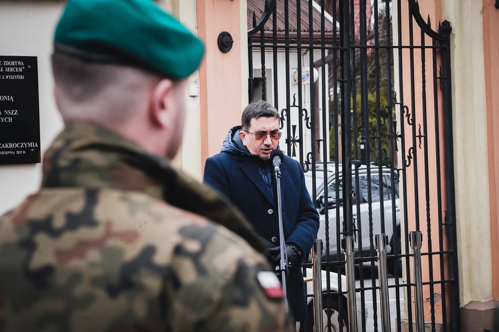 Uroczystość odsłonięcia tablicy upamiętniającej Stefana Szmakfefera – Zakroczym, 20 lutego 2022. Fot. Mateusz Niegowski (IPN)