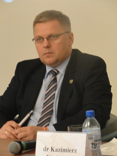 dr Krzysztof Kacprzak
