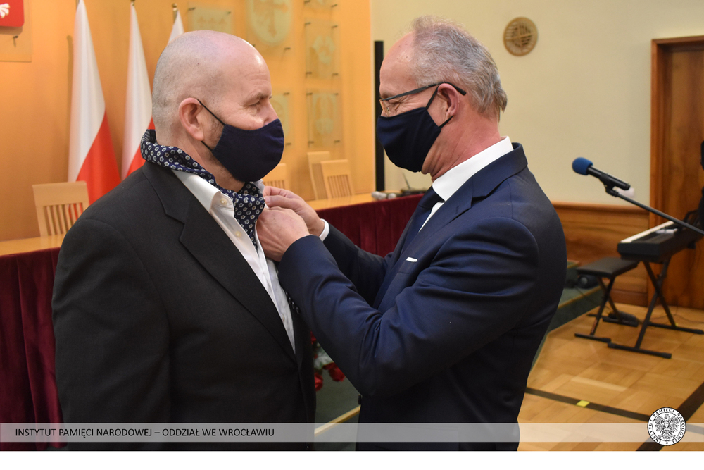 Wręczenie Krzyża Wolności i Solidarności działaczom opozycji – Opole, 14 stycznia 2022