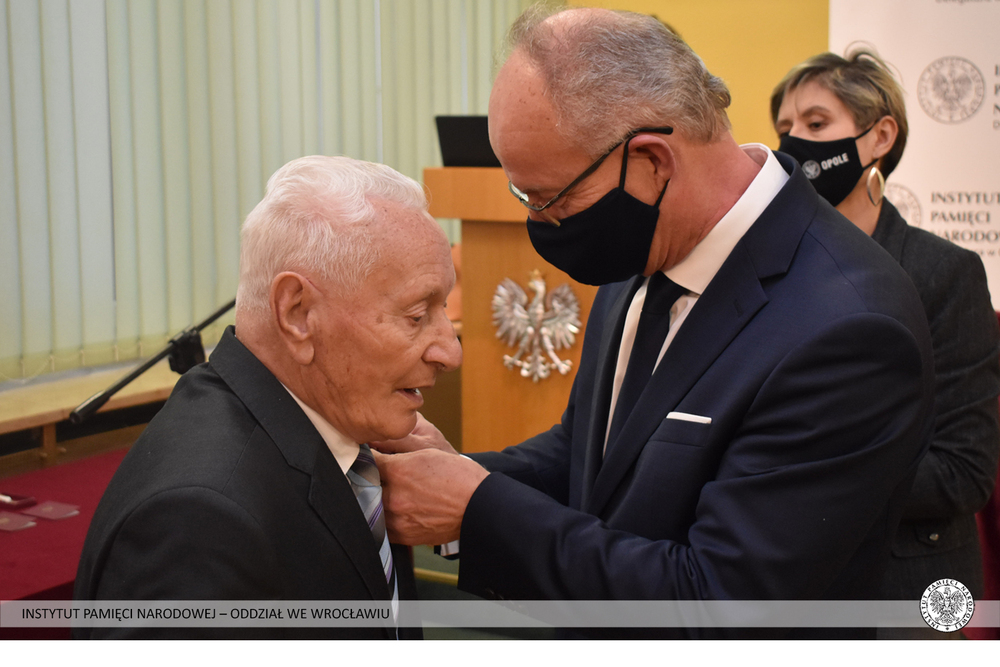 Wręczenie Krzyża Wolności i Solidarności działaczom opozycji – Opole, 14 stycznia 2022