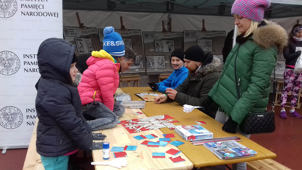 Stoisko IPN podczas Biegu