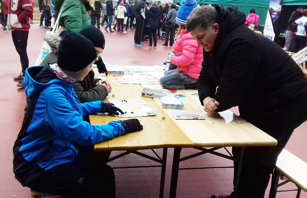 Stoisko IPN podczas Biegu