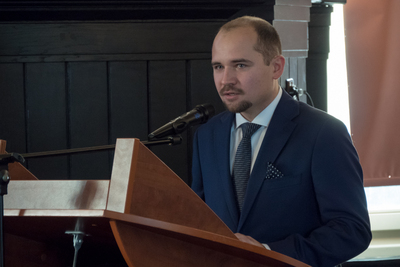 Dr Kamil Dworaczek z Oddziału IPN we Wrocławiu - organizator konferencji