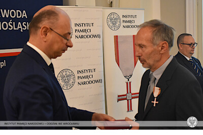 Wręczenie Krzyży Wolności i Solidarności – Wrocław, 29 września 2022. Fot. Dominik Wojtkiewicz (IPN)
