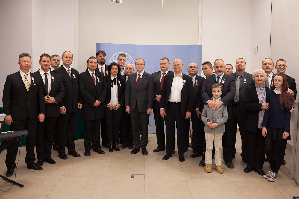 Odznaczenia, przyznane postanowieniem Prezydenta RP Andrzeja Dudy, odebrali działacze Federacji Młodzieży Walczącej