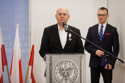 Jacek Jan Górski przedstawił w imieniu członków krótki rys historyczny Federacji Młodzieży Walczącej